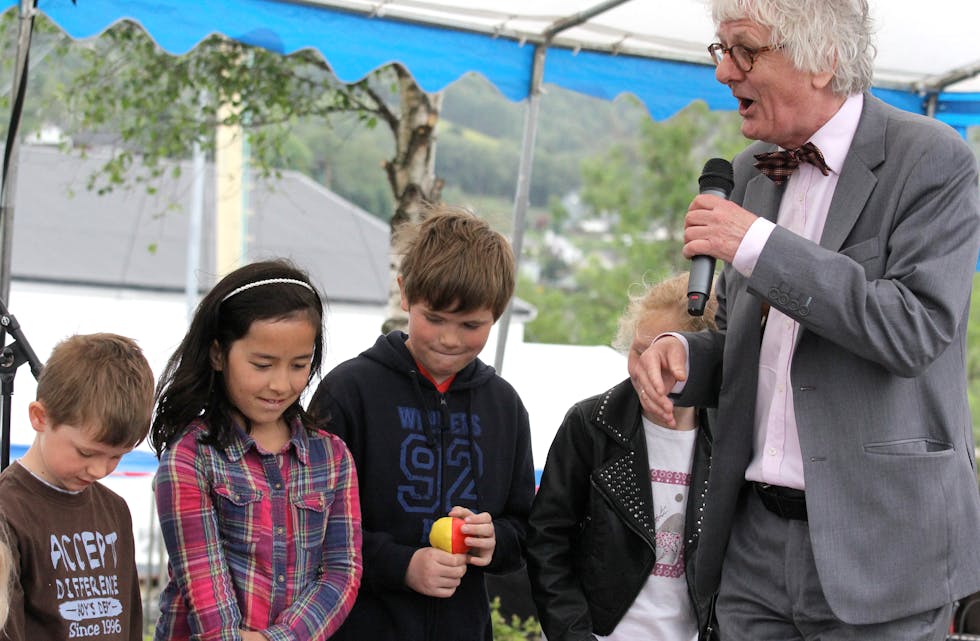 Arne Rødder (t.h) og Jens Rasmussen er to av dei som kunne tenkt seg kommunal kloakk til Sagbakken.