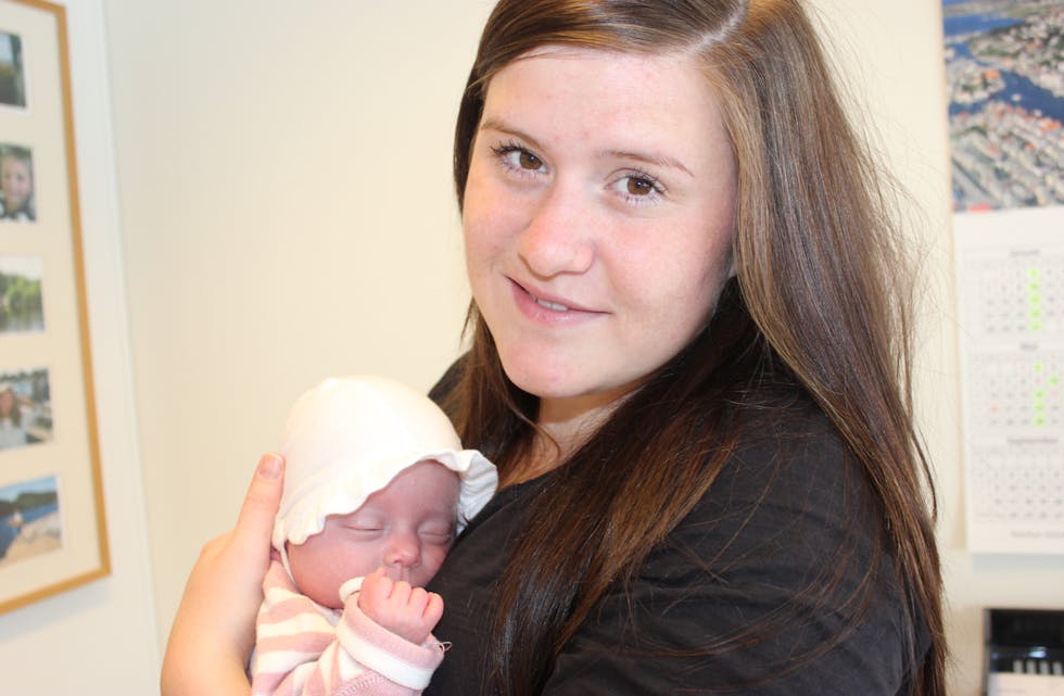 Liva ble født med hastekeisersnitt i uke 33. Hun veide bare 950 gram og målte 34 centimeter.
Foto: Karina Søvik