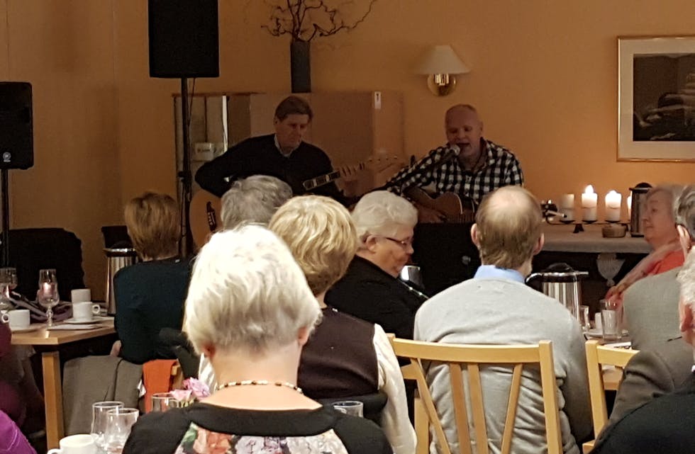 Julelunsj på Tysværtunet for frivillige personar knytt til «Aktivitet og omsorg» i kommunen førre veke.