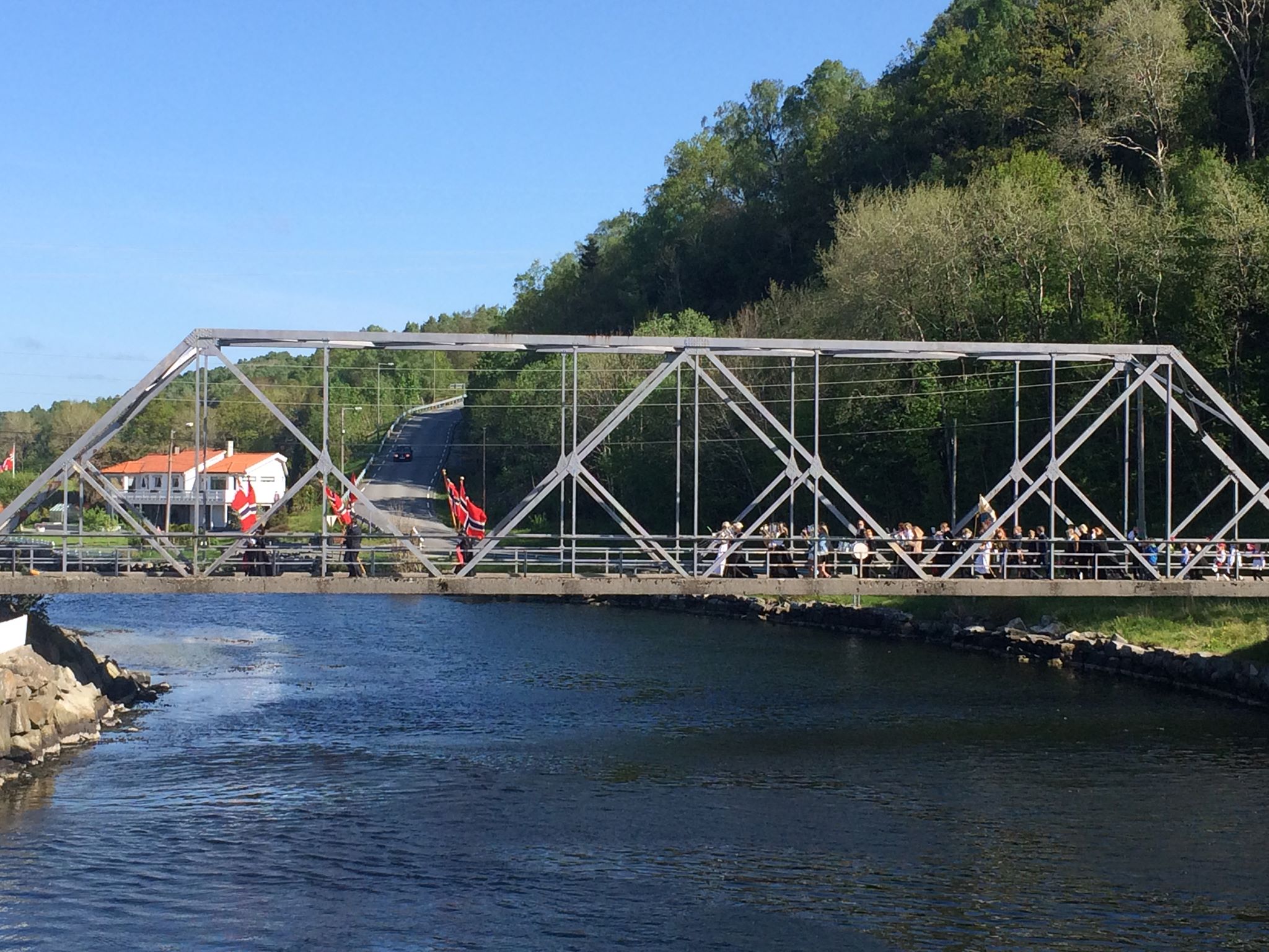 32739220_10212082766447974_944544543401836544_n