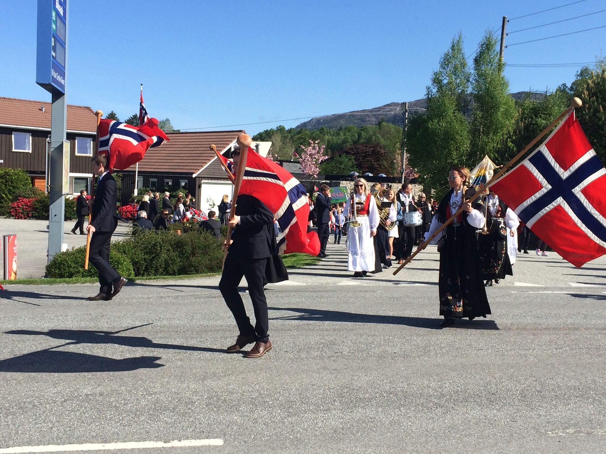 32811108_10212082767247994_6967647838536728576_n