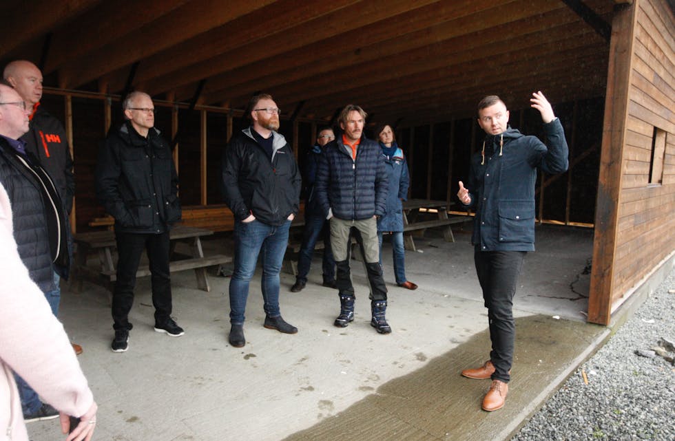 Her var det god dialog mellom Bill Clinton og representantane frå teknisk utval. Etter synfaringa delte utvalet seg og enda opp med å gi velforeininga ei bot som svir.
Arkivfoto: Alf-Einar Kvalavåg
