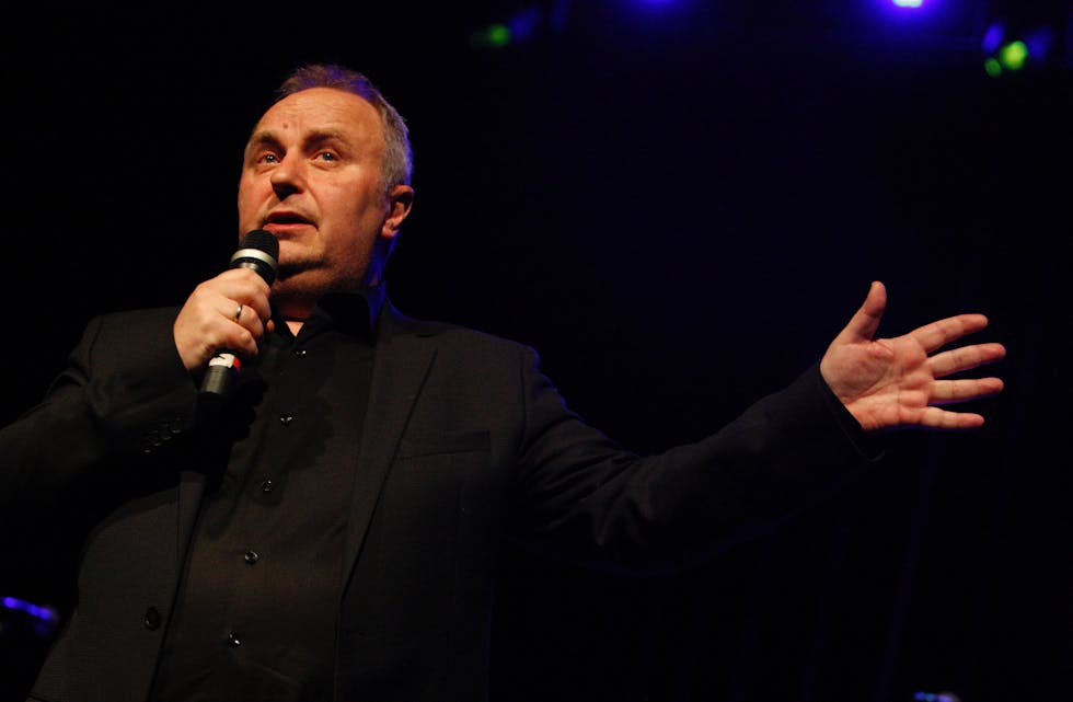 Stand up komikar Hans Morten Hansen kjem til Tysværtunet i oktober. Det kjem til å bli latterleg bra, seier han.
Foto: Alf-Einar Kvalavåg