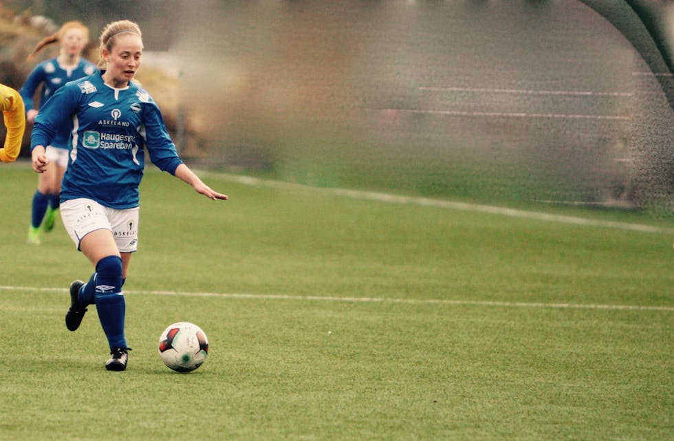 Solveig Egge er historisk i Bygdebladet som tidenes første kvinnelige «Årets spelar». Foto: Alf-Einar Kvalavåg