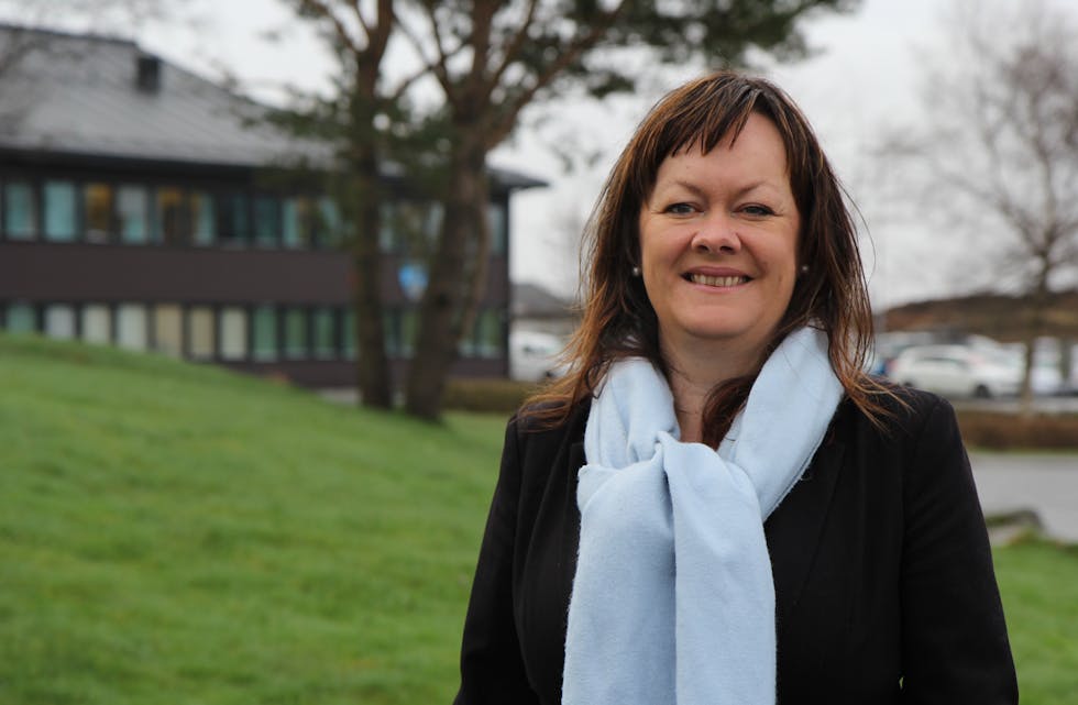 Sissel Hansen Tysse synst det er positivt at talet på elevar som vel nynorsk og bokmål har jamna seg ut på skular i Tysvær. Foto: Ingvild R. Myklebust