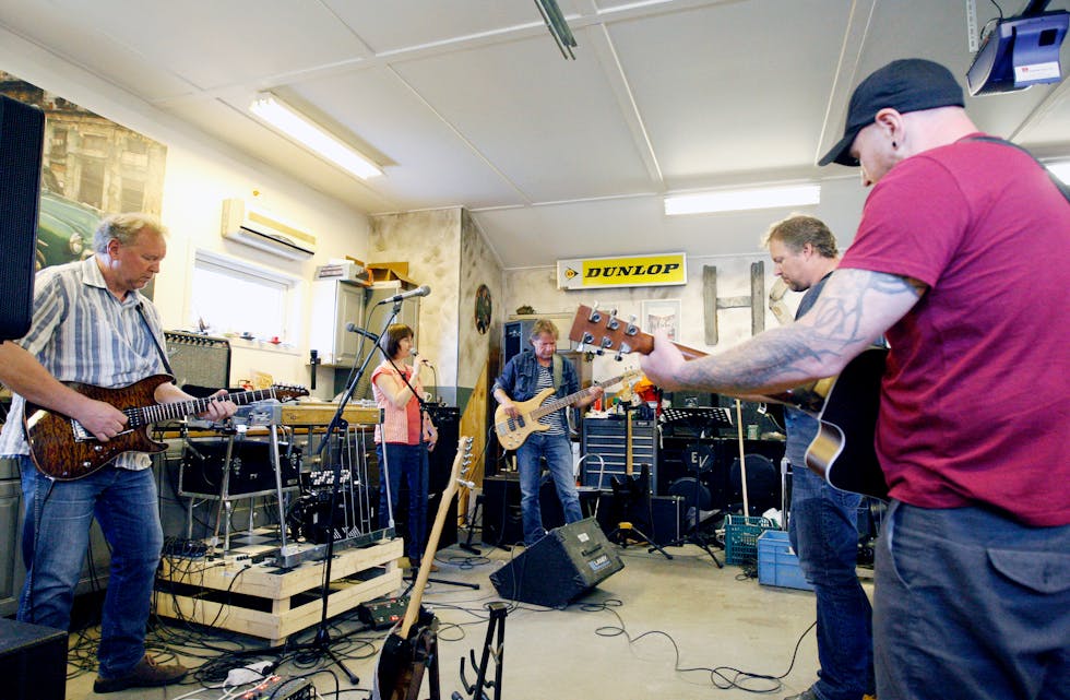 Okersol er ute med ny plate. Foto: Alf-Einar Kvalavåg
