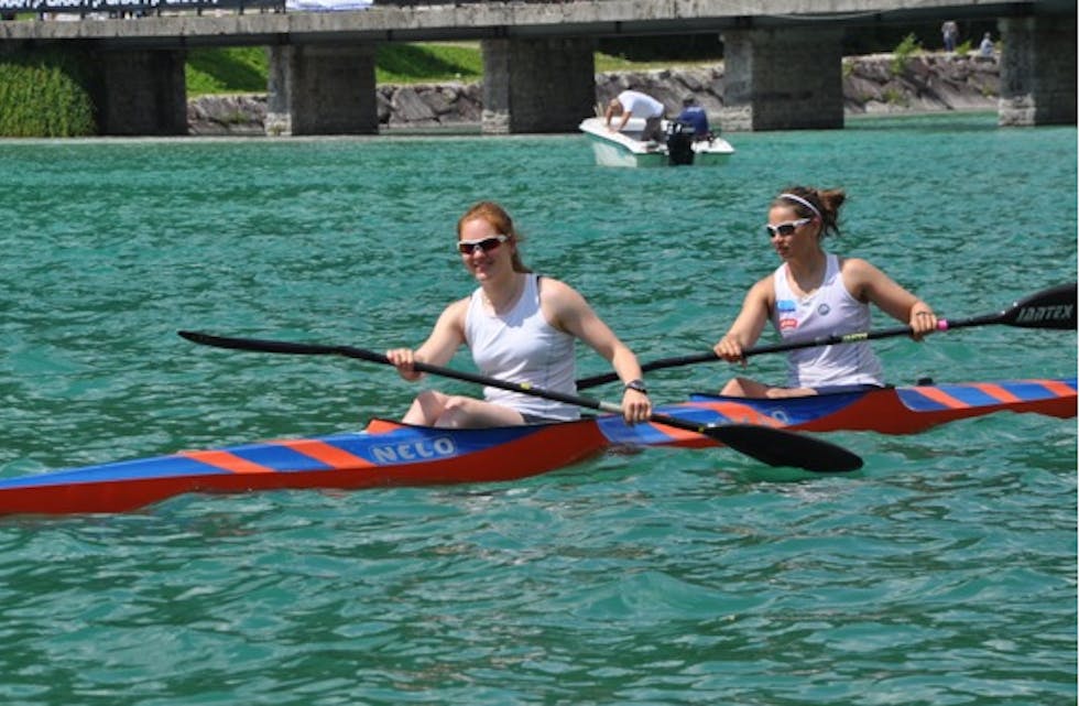 Christina og K2-makker Heidi Helledal (Flekkefjord KK) fra stevnet i Italia.