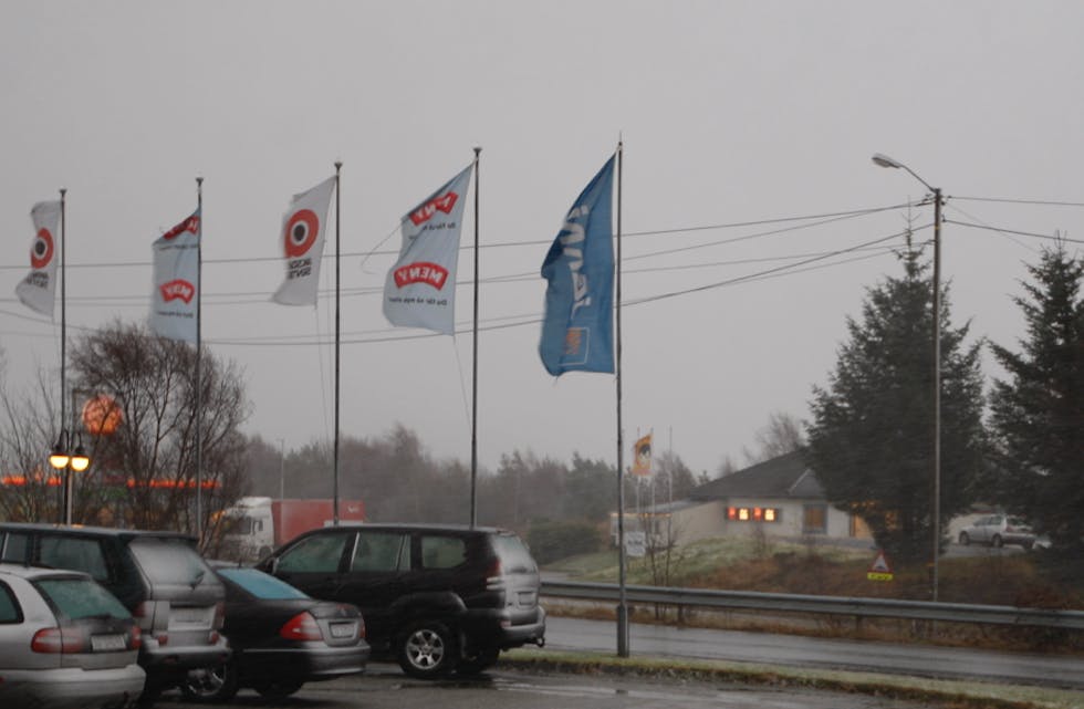 Ei blanding av storm, regn og snø gjer det utriveleg i Tysvær akkurat nå. Foto: Alf-Einar Kvalavåg