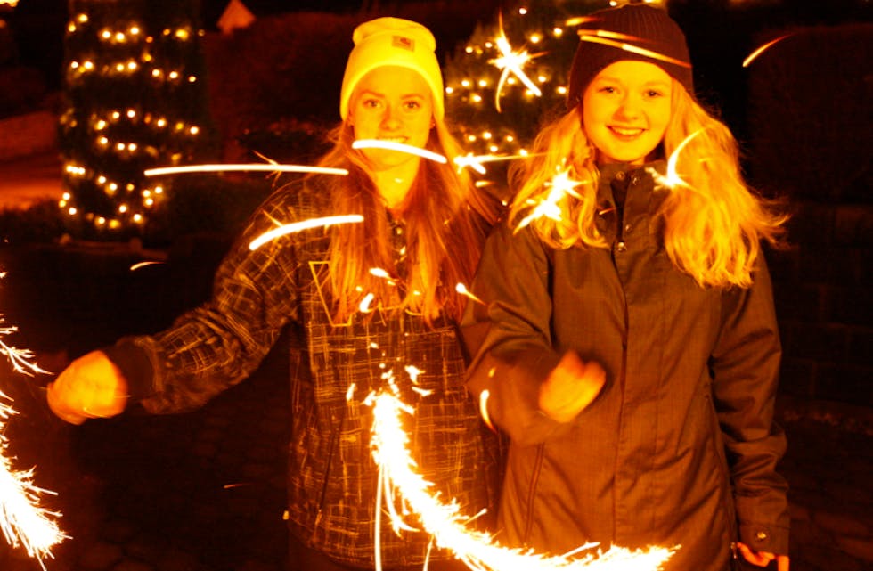 På veg til fakkeltog i Førresdalen. Foto: Alf-Einar Kvalavåg
