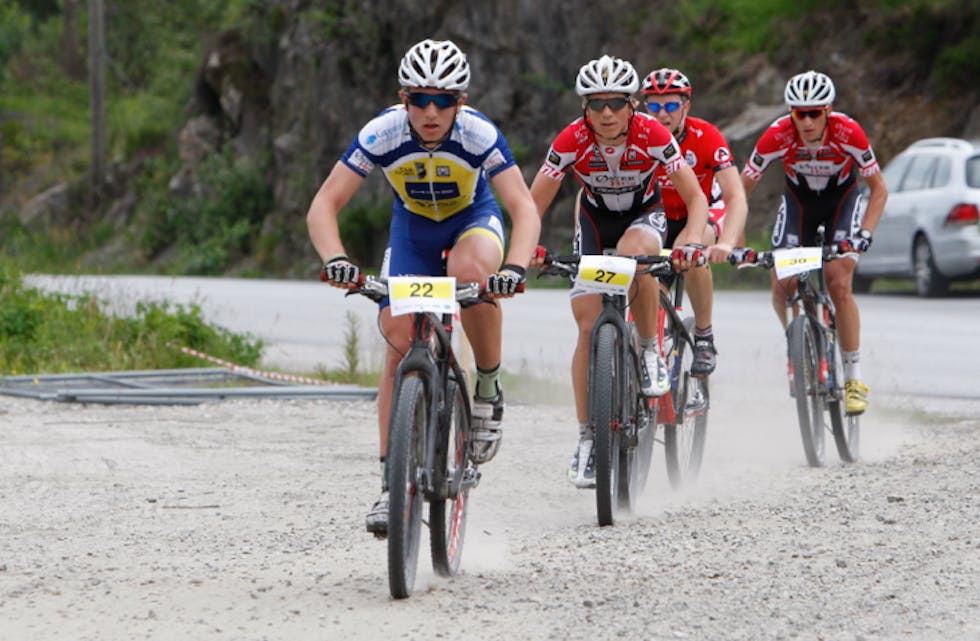 Erlend Blikra, Einar Lode, Håvard Blikra og Sven Erik Bystrøm på jakt etter Lars Granberg på Frakkagjerd. Foto: Alf-Einar Kvalavåg