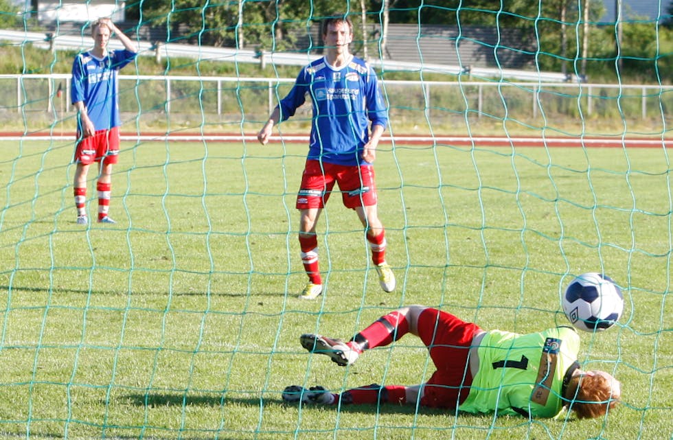 Se etter naboen... 123 nye bilder fra Hårfagrerittet: https://tysver-bygdeblad.no/2014/06/09/harfagrerittet-del-2/