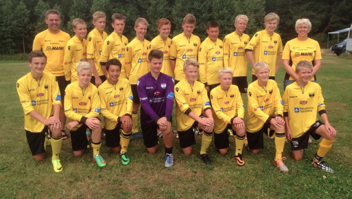 Skjold gutar klare for Norway Cup 2014. Foto: Helge Risanger/FB