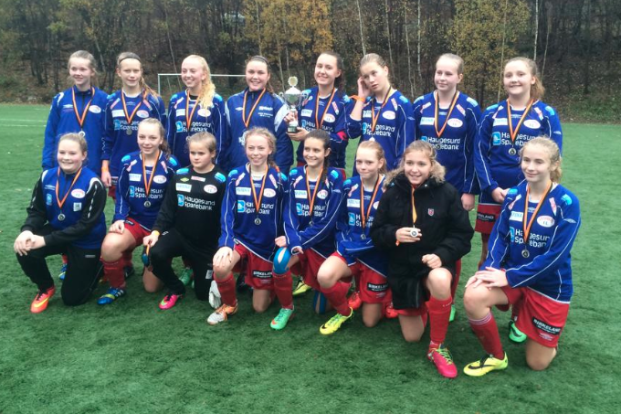 Stegaberg sine sølvjenter i Troll Cup. Foto: Bente Herland