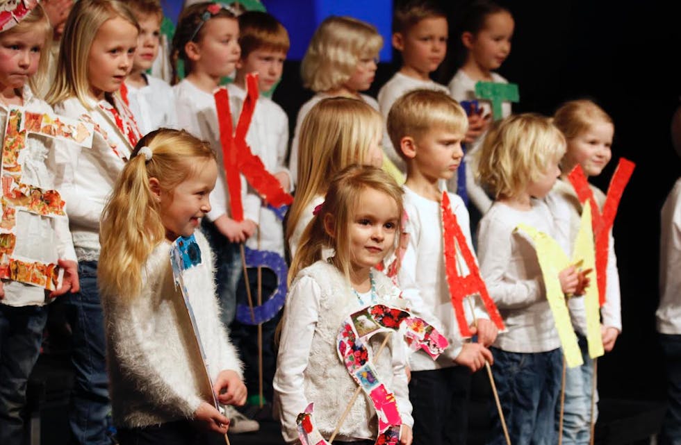 Flott forestilling i Tysværtunet. Foto: Eva Birkeland