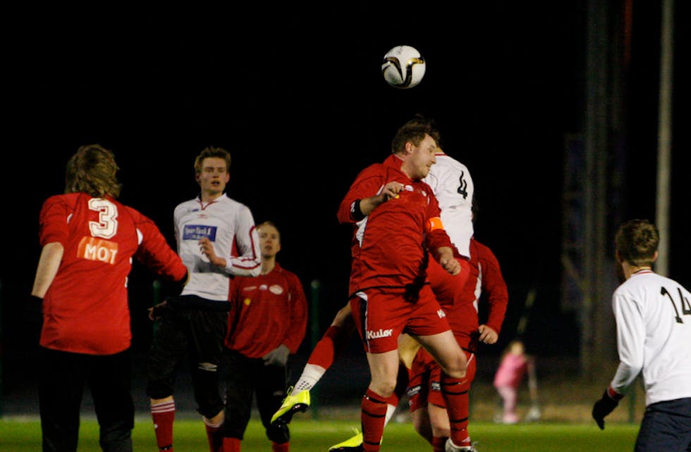 Nedstrand spiller de fleste kampene om mandagen, Stegaberg 2 om tirsdagen. Foto: Alf-Einar Kvalavåg
