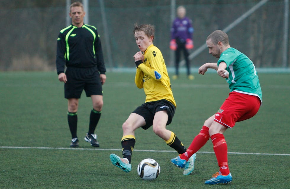 Mats Steinsland var overalt mot Torvastad. På overtid stanga han inn tre poeng til Skjold. Foto: Alf-Einar Kvalavåg