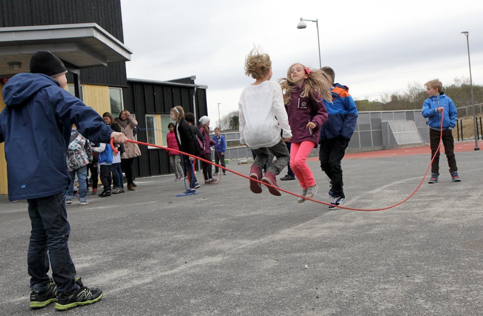 Frakkagjerd barneskole har tidligere gjort det bra i hoppetaukampanjen. Foto: Mona Terjesen