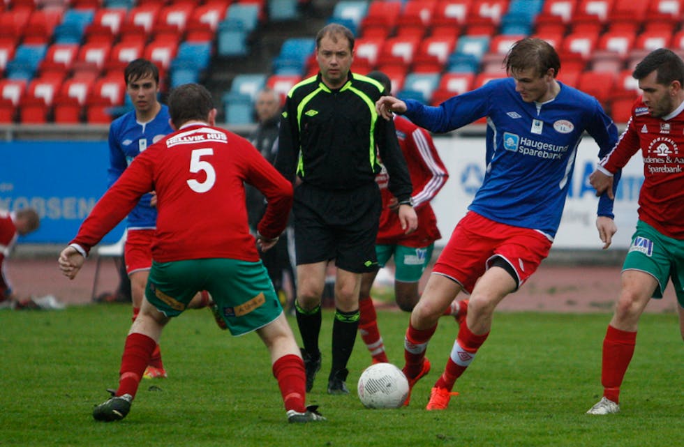 Vemund Eskevik skåra to nye mål i kveld då Stegaberg vann 3-1 over vedavåg 2. Foto: Alf-Einar Kvalavåg