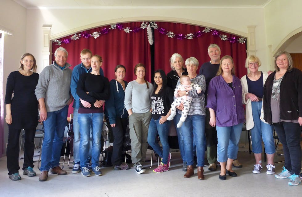 Mange ville lære om å bruke nyttevekster i naturen.