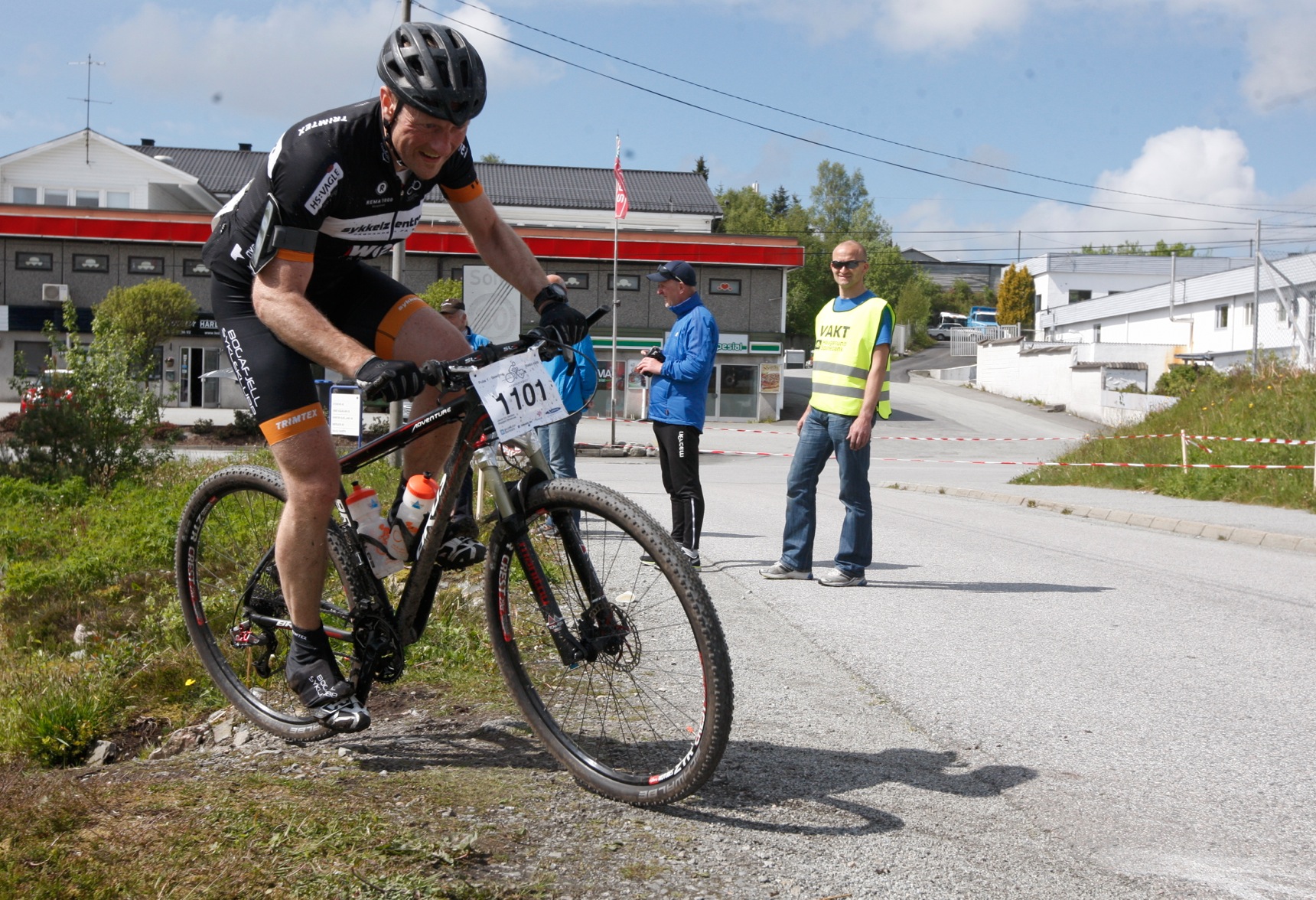 Skjermbilde 2015-06-06 kl. 13.47.38