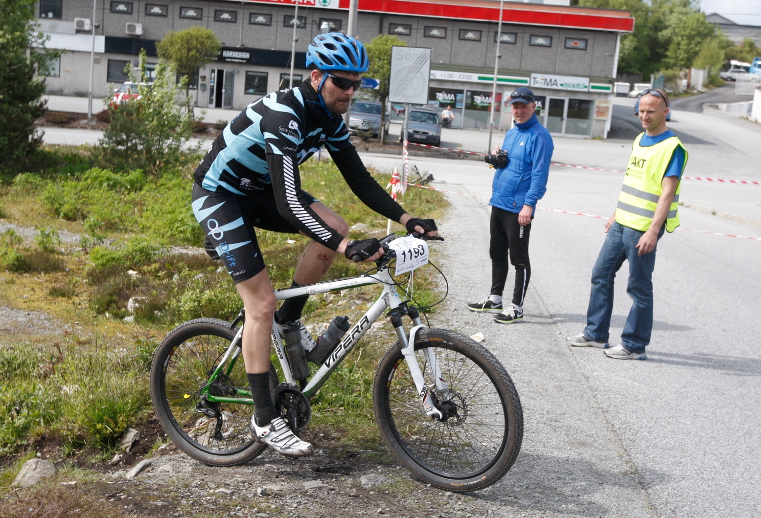 Skjermbilde 2015-06-06 kl. 14.00.55