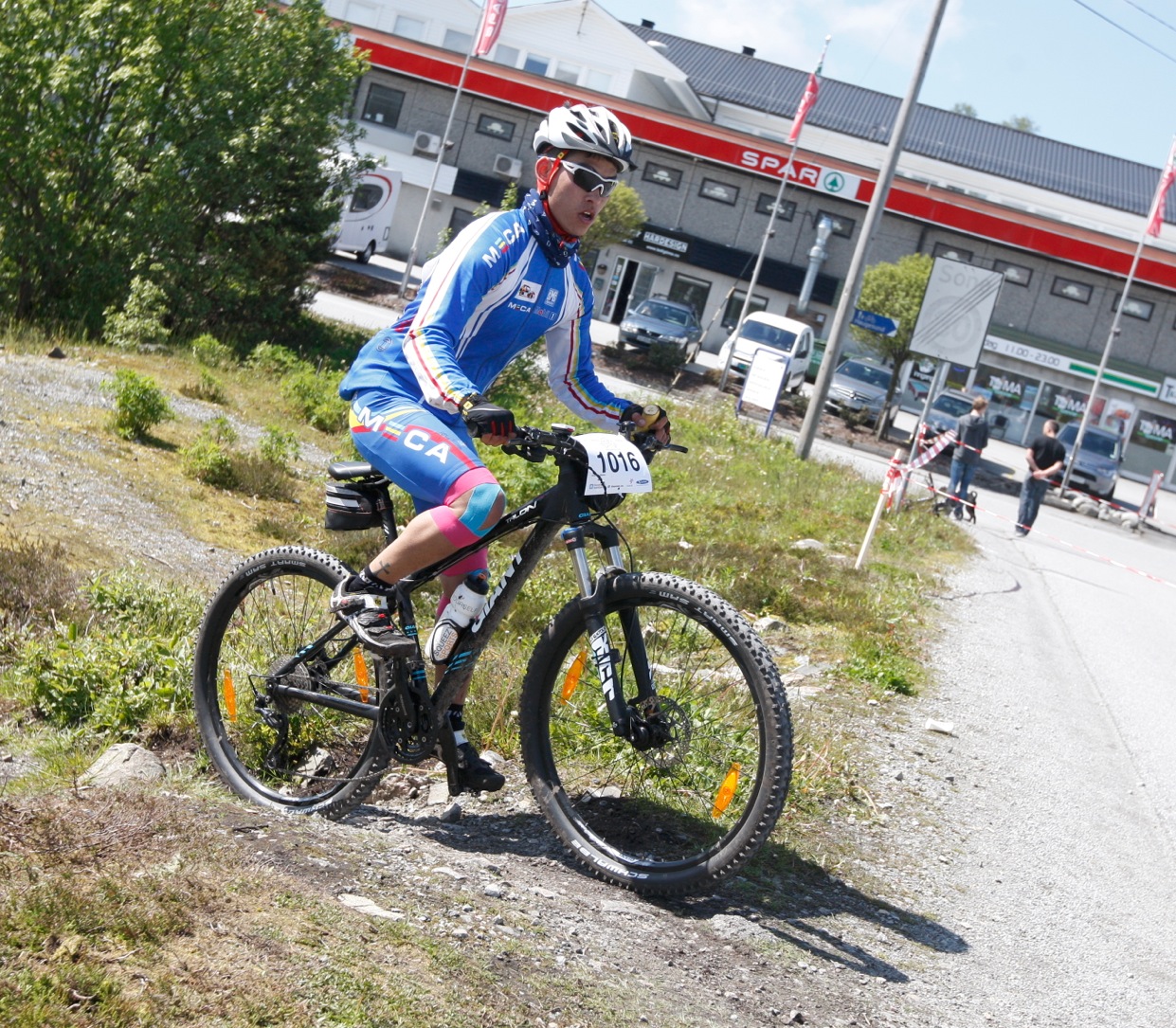 Skjermbilde 2015-06-06 kl. 14.28.11