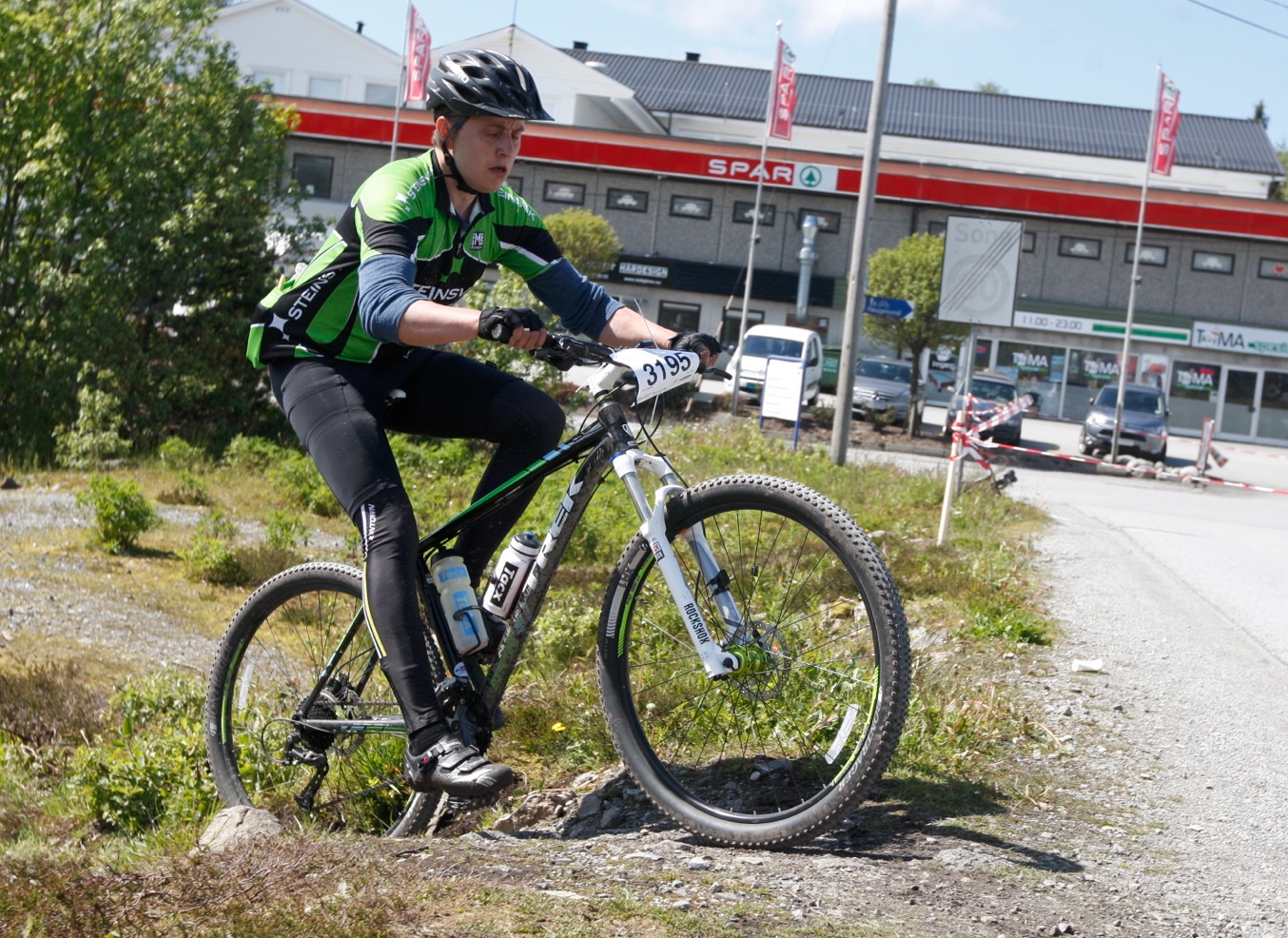 Skjermbilde 2015-06-06 kl. 14.28.43