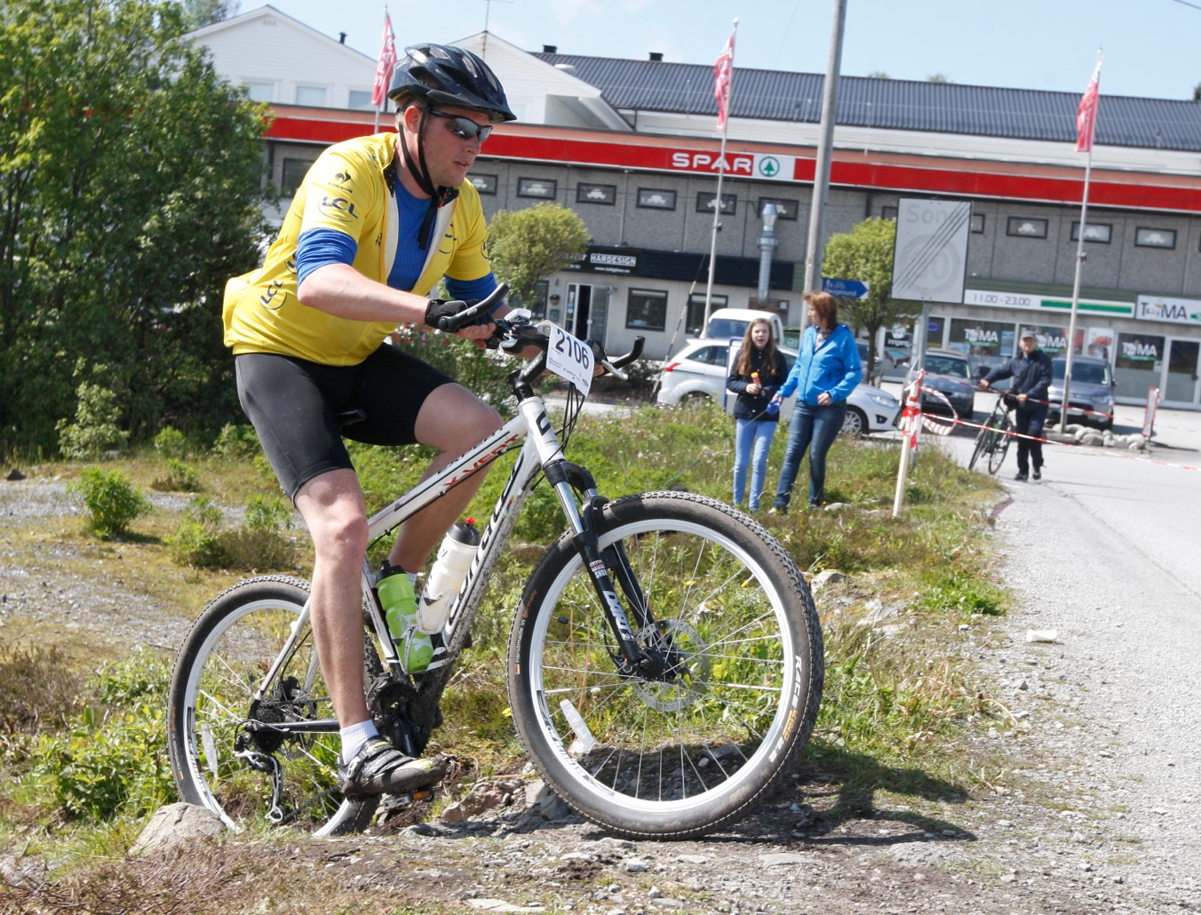 Skjermbilde 2015-06-06 kl. 14.36.53