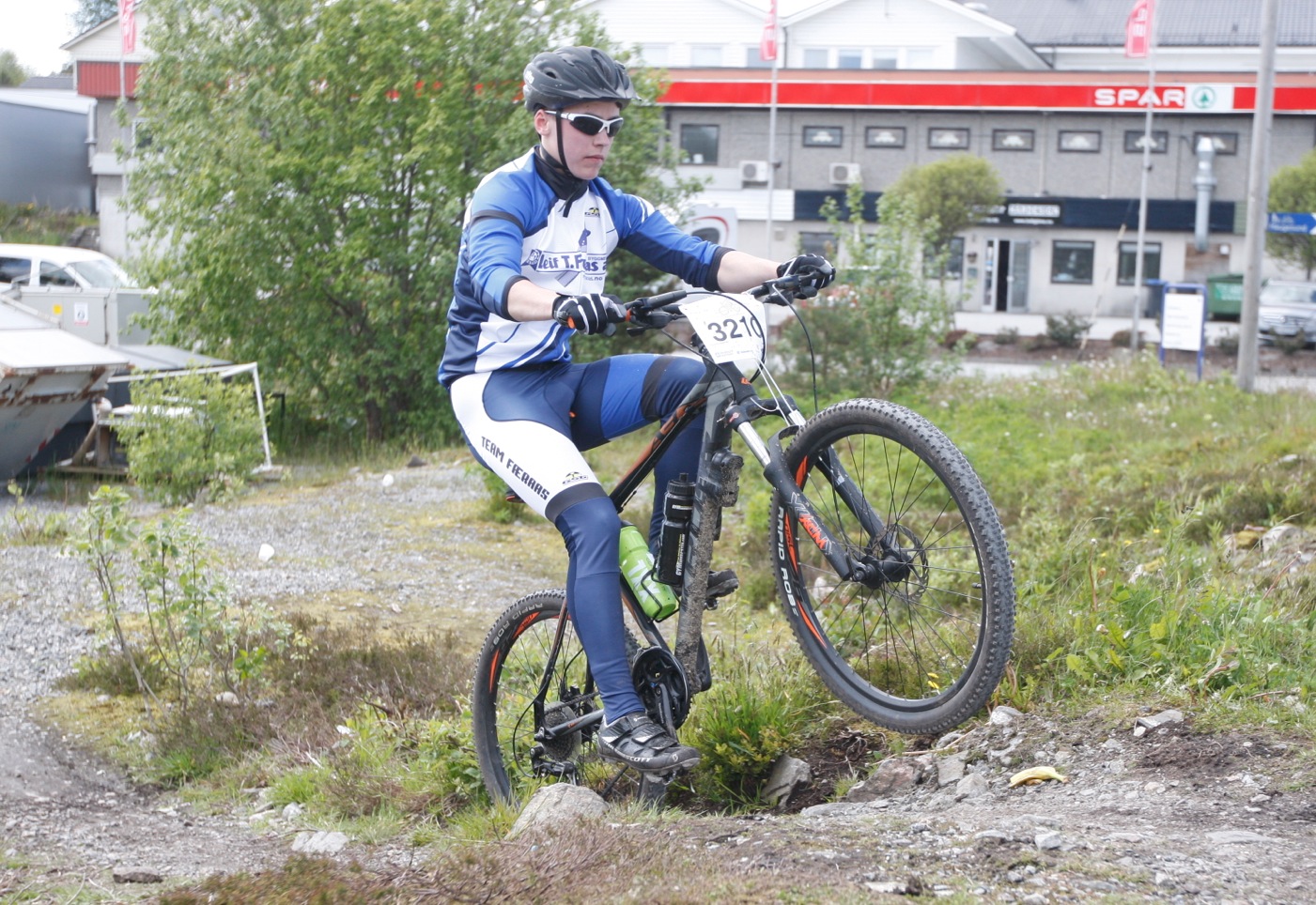 Skjermbilde 2015-06-06 kl. 14.58.01