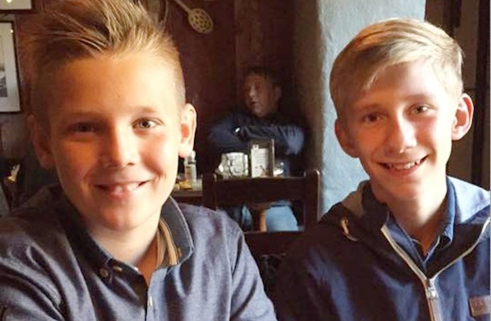 Rasmus Eikeland og Stian Askeland er tatt ut til å trene og spille med regionslaget i basketball for neste sesong. Foto: Tonje LIndkjend