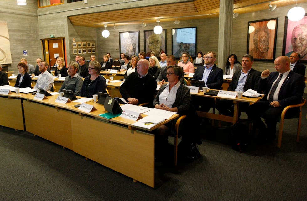 Budsjettforslagene er nå lagt fram for formannskapet. Nå er det opp til kommunestyret. Foto: Alf-Einar Kvalavåg