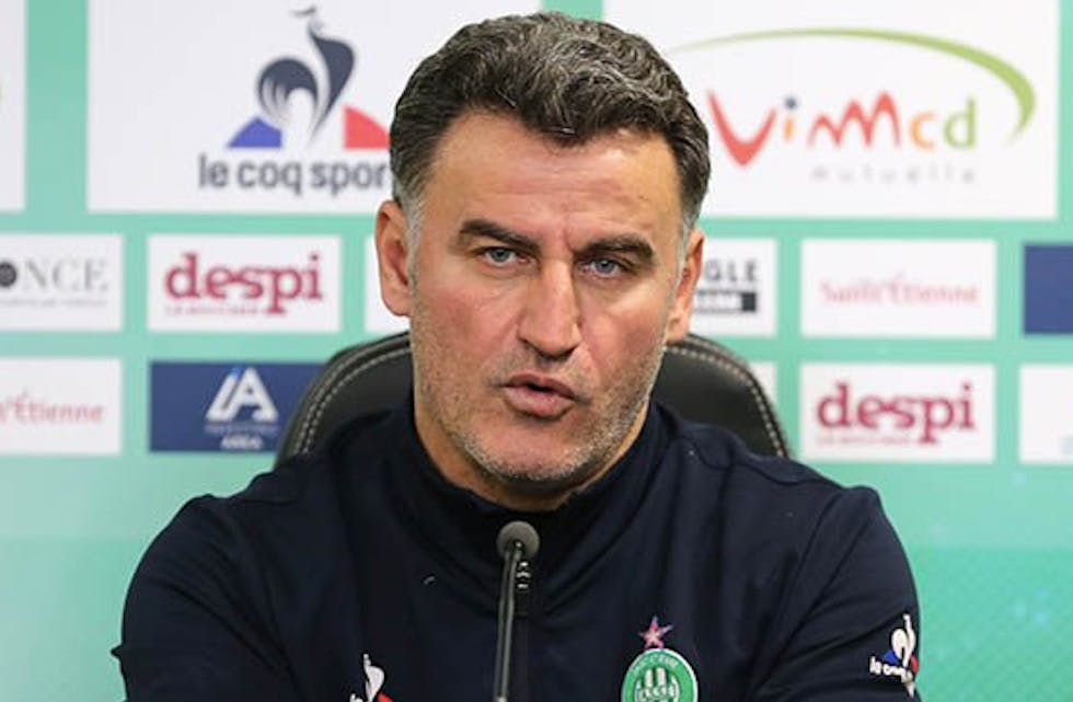 Manager Christophe Galtier forsvarte Alexander Søderlund på gårsdagens pressekonferanse. Foto: Saint-Etienne