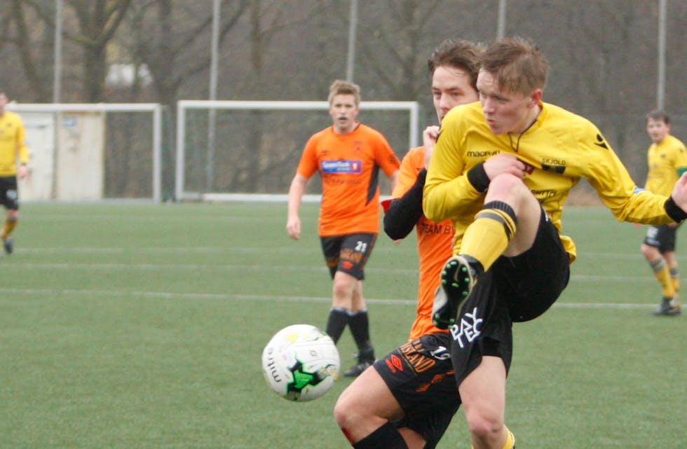 Mats Steinsland og Skjold skal til Avaldsnes i kveld. Foto: Alf-Einar Kvalavåg