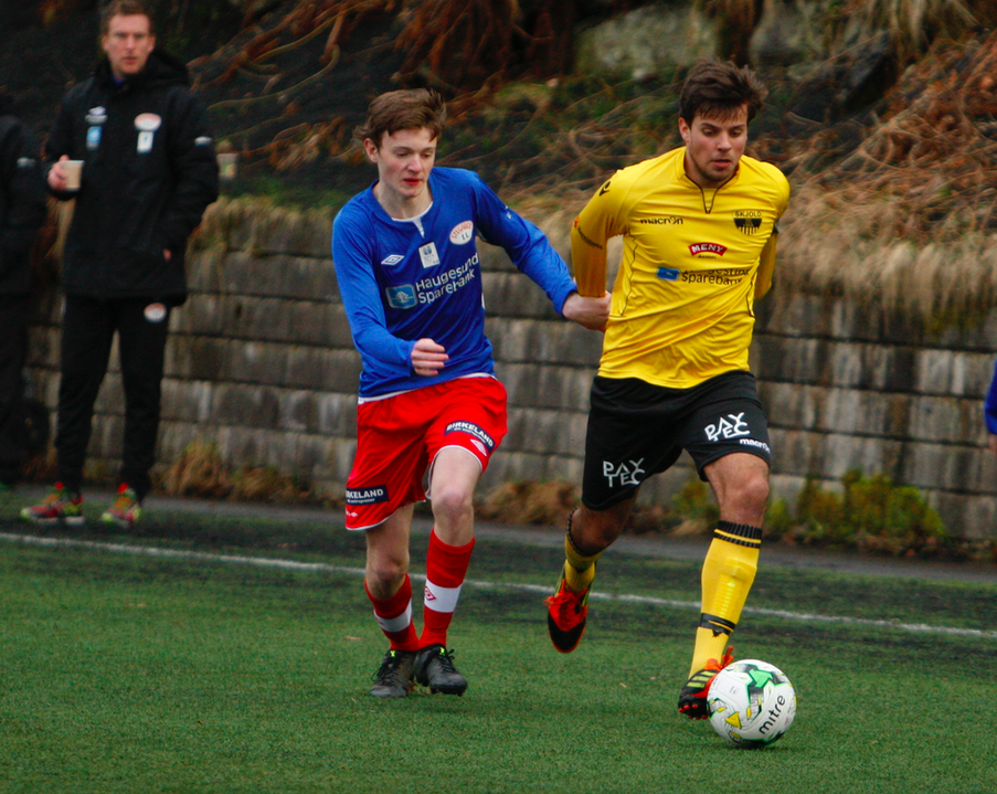 Skjermbilde 2016-04-15 kl. 21.47.40