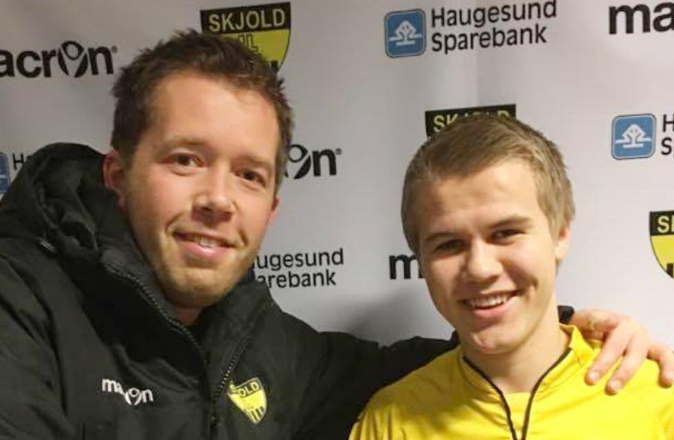 Tollak Emil Gismarvik er klar for spel i Skjold. Trenar Håkon André Waage har følt utviklinga hans over fleire år.