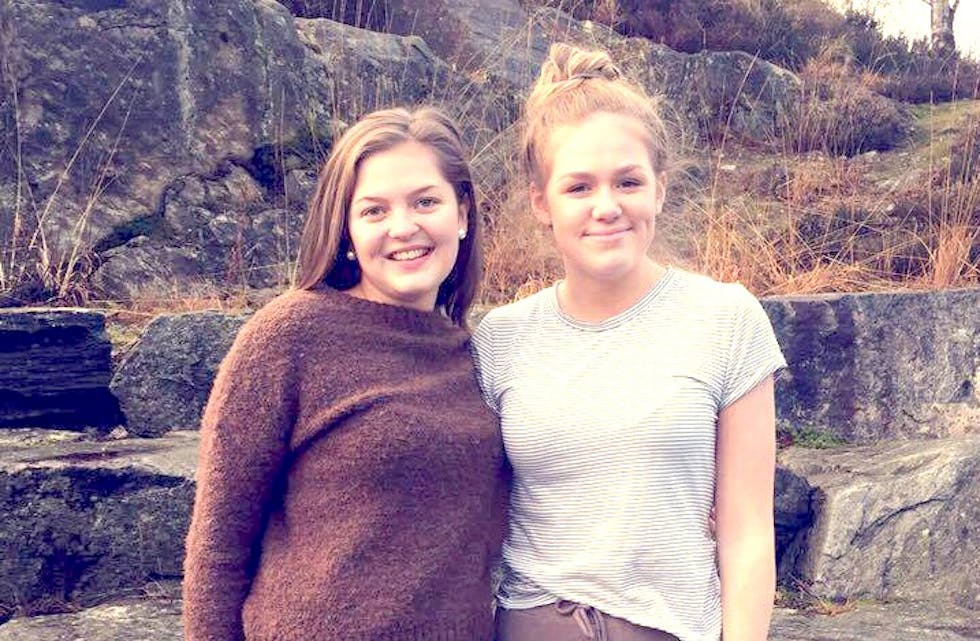 Turid Tjoland (15) og Beate Solheim (15) oppfordrar også andre til å engasjere seg gjennom organisasjonen «Freethem».
Foto: privat