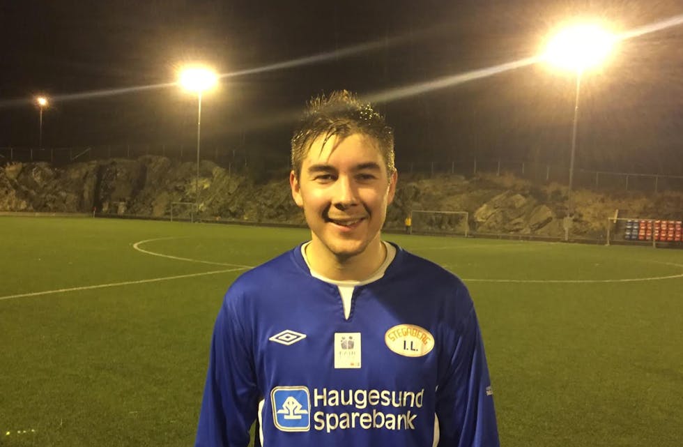 Petter Lønning scoret tre mål for Stegaberg mot Karmsund. Foto: Alf-Einar Kvalavåg