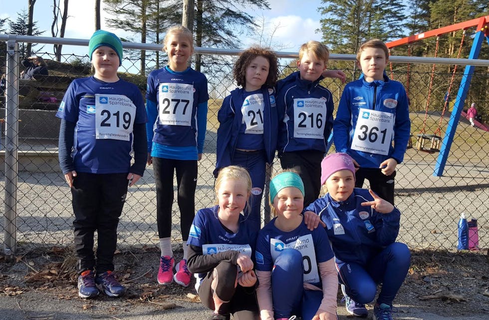 Gruppebilde: bak f.v. Erlend Lie, Vida Thuestad, Elliot Wennersberg, Magnus Gresvold, Eskil Waage.
Foran f.v. Elena Stokdal, Linnea Stensen, Vilde Aarøy.