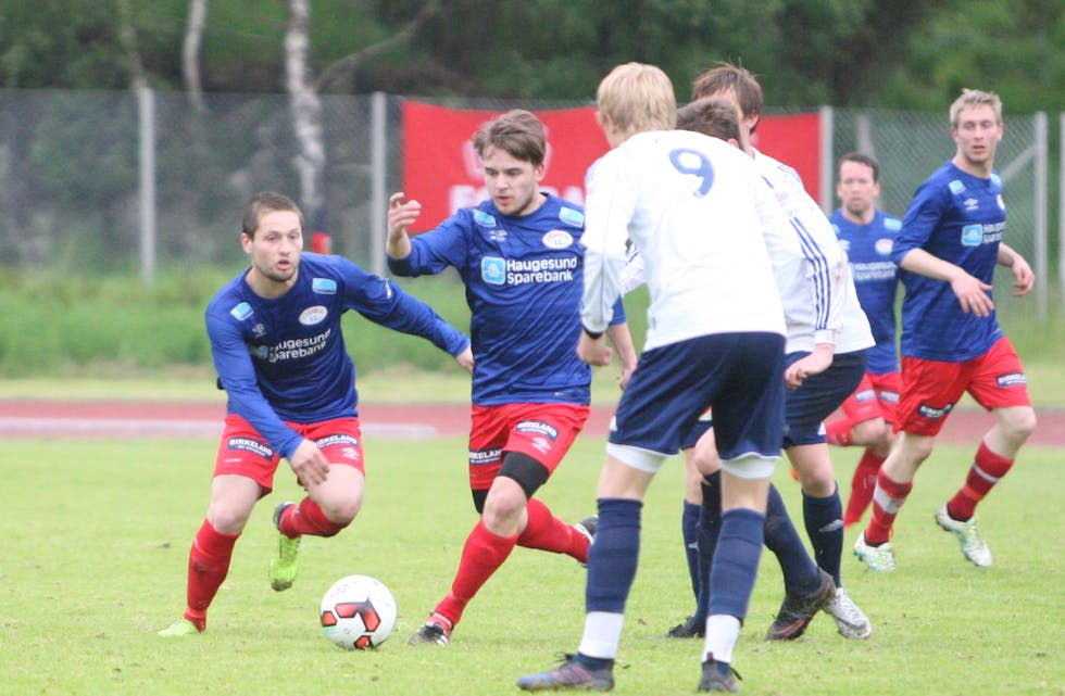 Øyvind Stakland og Glenn Fjellet var sentrale da Stegaberg reddet inn et poeng mot Åkra 2 på hjemmebane. Foto: Alf-Einar Kvalavåg