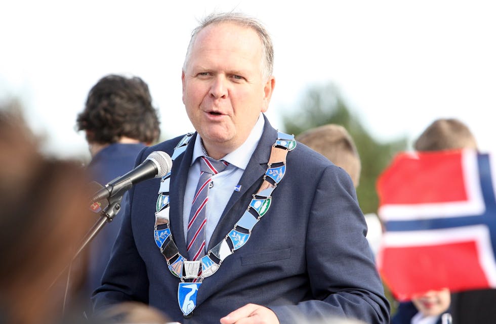 Ordfører Sigmund Lier var innom det gode samarbeidet mellom Vegvesenet og tysvær kommune i sin tale.