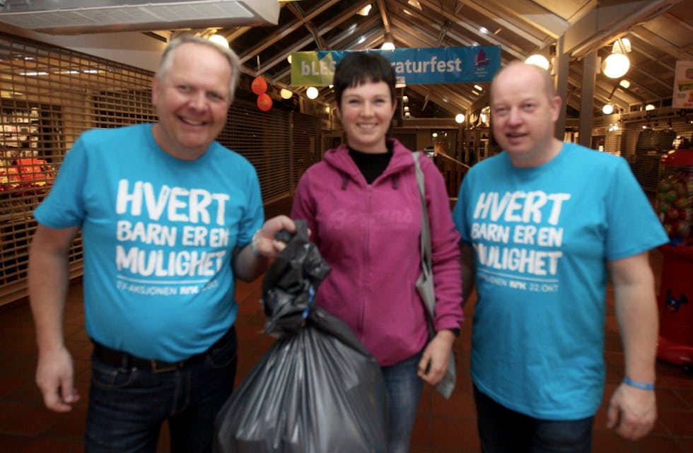 Kamera ville ikke spille helt på lag med oss da June Kallekodt kom inn med bøssene til Nedstrand. Foto: Alf-Einar Kvalavåg