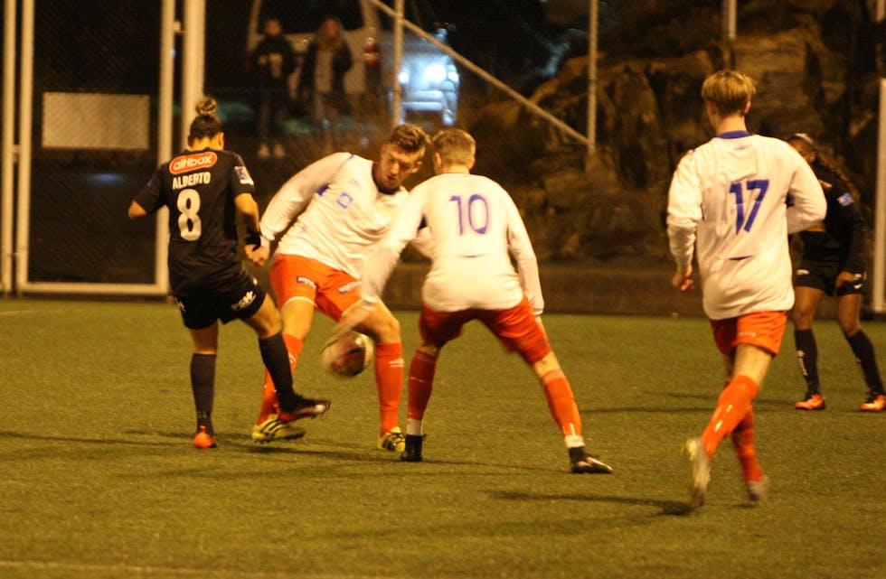 Kenneth Kristiansen scoret det første målet da Stegaberg slo Avaldsnes 4-1. Foto: Alf-Einar Kvalavåg