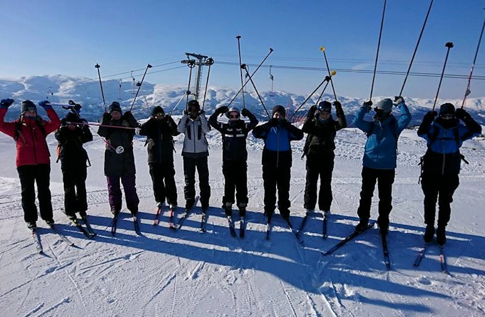 Mens det var kjekt i slalåmbakkene på Voss. 115 elever fra FUS måtte reise hjem etter at spysjuka tok tak i gjengen. Foto: FUS