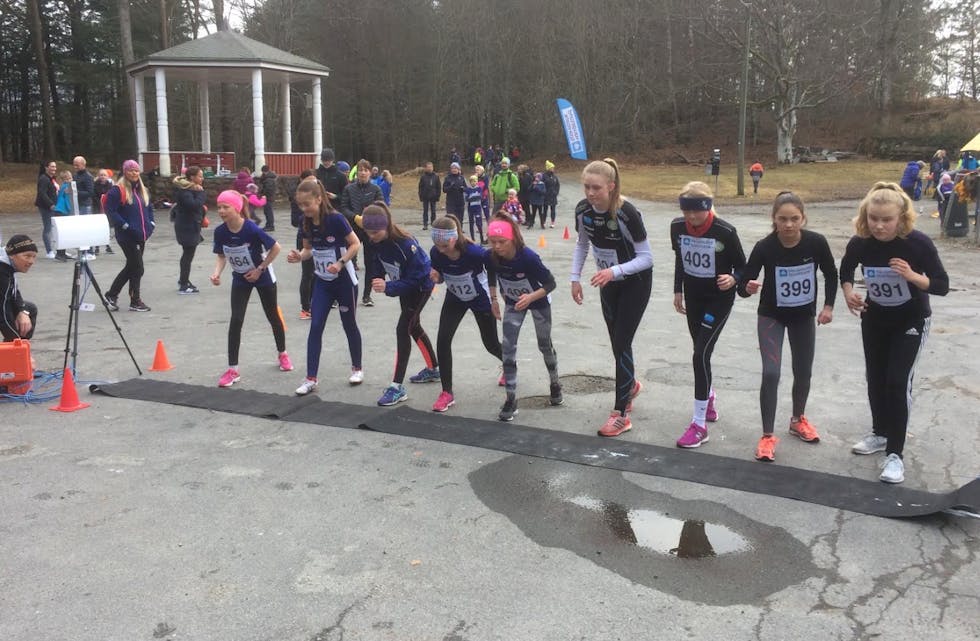 Mange fra Stegaberg til start i «Vangen». Foto: Stegaberg IL