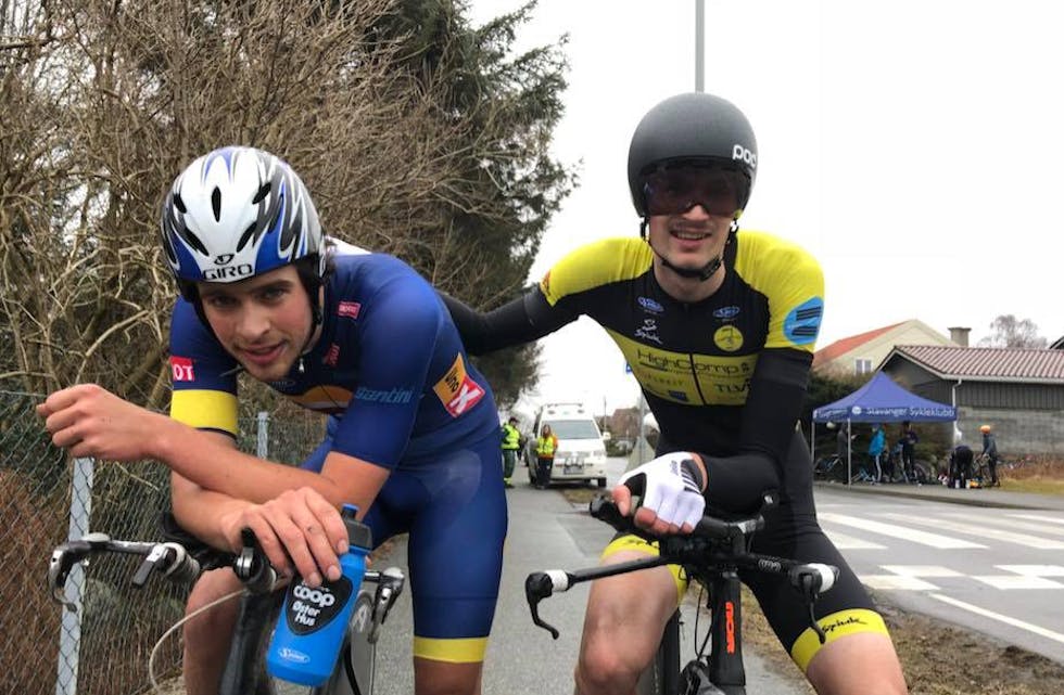 Magne Aarsteinsen (t.h.) er i gang md sykkelsesongen. Foto: Mette Erevik