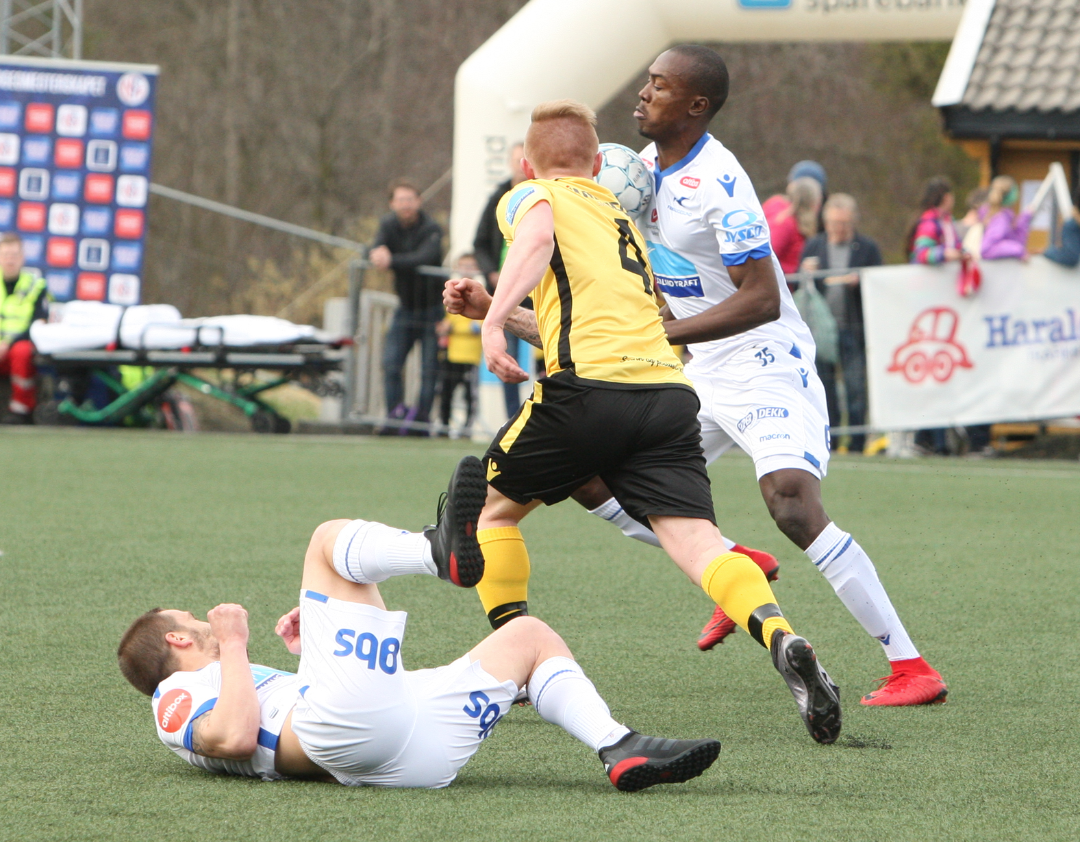 Skjermbilde 2018-04-18 kl. 21.42.56