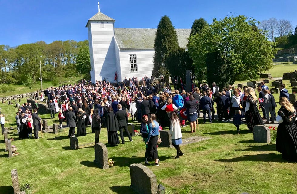 Mange feiret 17. mai i Tysværvåg. Foto: Torunn Vestbø Gjerde