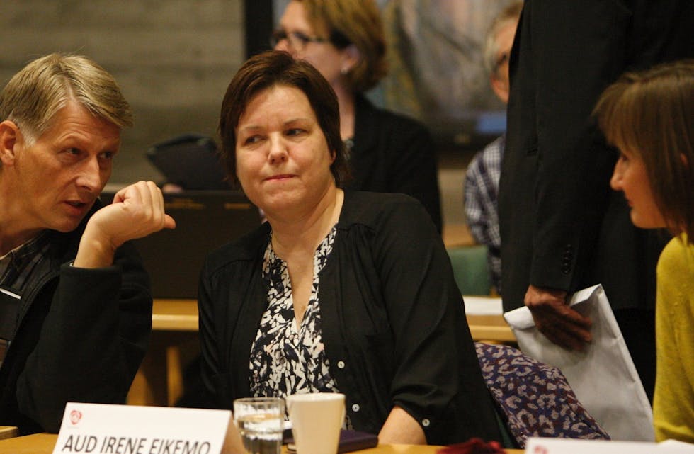Frode Løland til venstre og Lillian Vikra til høyre er begge på AP-lista for fylkestingsvalget i 2019. Arkivfoto: Alf-Einar Kvalavåg
