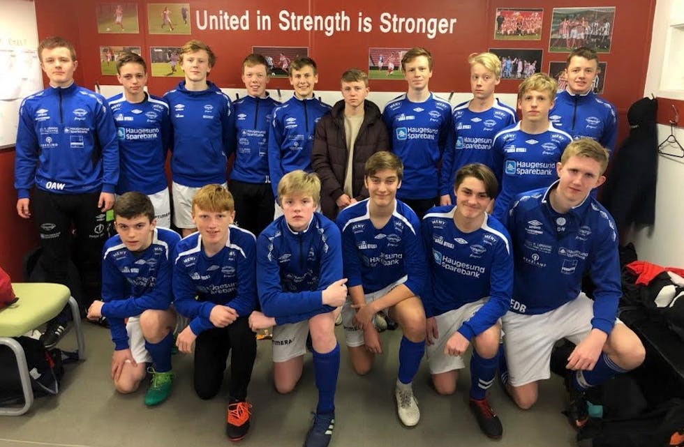 Falkeid klare til kamp mot Newcastle Town.
Foran fra venstre Håvard Kronmuller, Kasper Askeland, Aleksander Sælevik Nyborg, Torbjørn Berge Christiansen, Isak Sæbø, Even Døske Bakken.
Bak fra venstre Odin Aleksander Waage, Edvin Ljostveit Reiersen, Isak Bakkevig Håland, Jon Lindanger, Lars Åge Borgen, Sander Lindanger, Robert Larsen Brathammer, Fredrik Våga, Trym Hemmingstad og Amund Stokkenes.