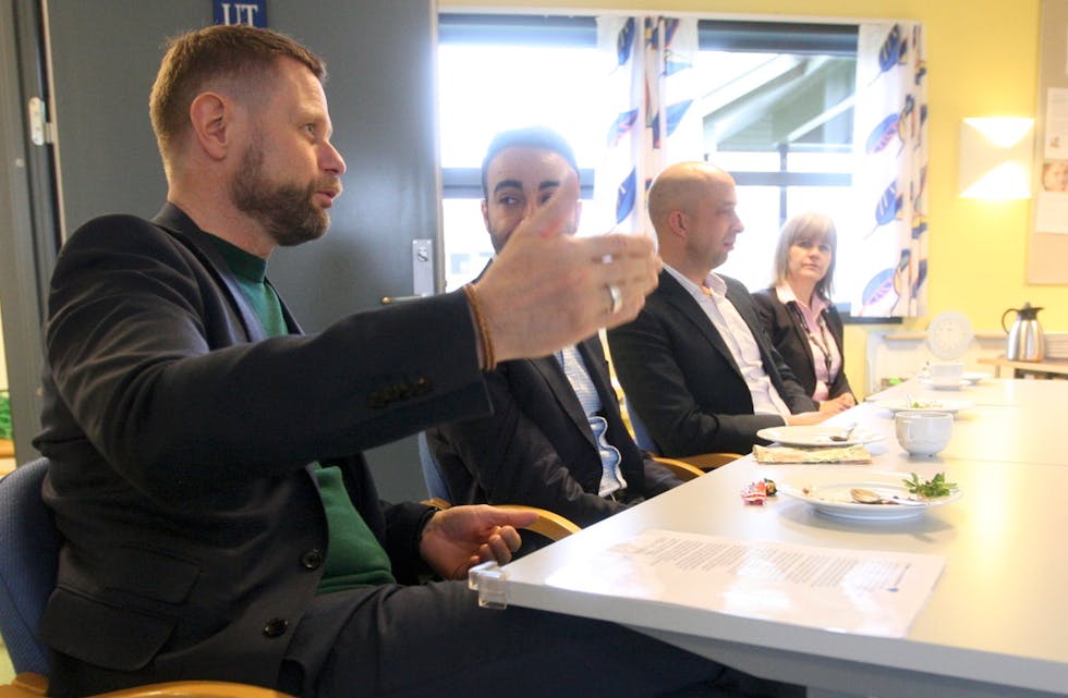 Helseminister Bent Høie var imponert over arbeidet som blir gjort i Tysvær, og lover å følge godt med i fremtiden. Foto: Alf-Einar Kvalavåg